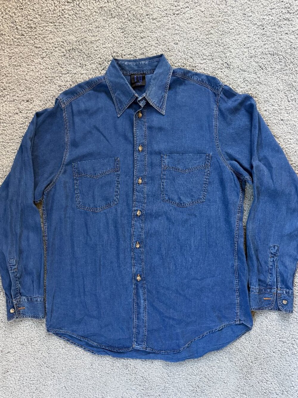 VTG EQ Italy 100% Tencel Denim Button Up Shirt Size Large L 90s Medium Wash